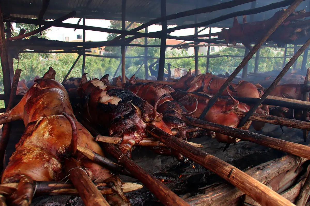 Pro Consumidor supervisará venta de cerdo y pollo por Navidad