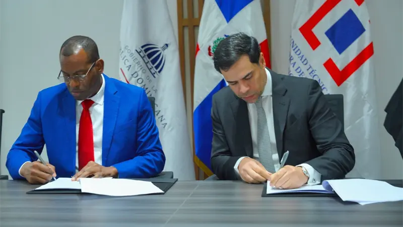 UTECT y Ministerio de Cultura inician proceso de regularizaci&oacute;n de inmuebles patrimoniales estatales