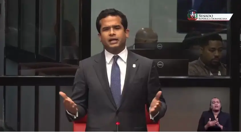 Senador Omar Fernández solicita devolver presupuesto 2026 para implementar indexación salarial