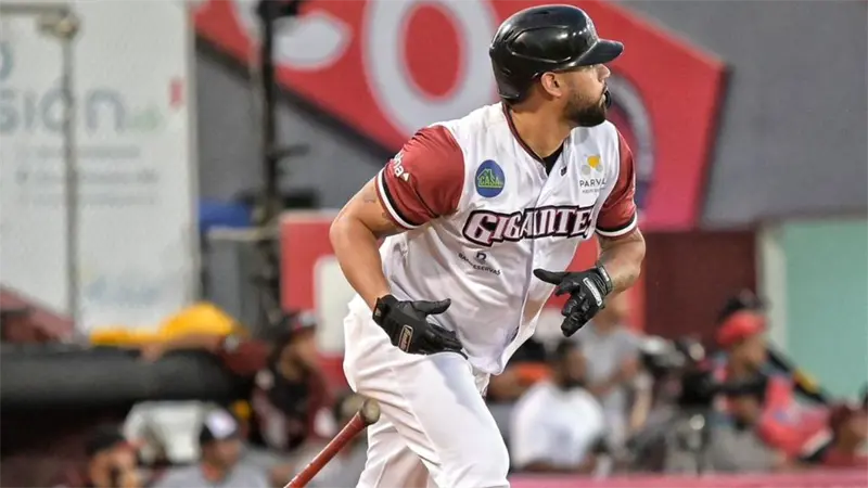 Gigantes del Cibao derrotan Toros del Este en el primer juego de la doble cartelera