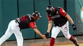 García Jr. y Gary Sánchez lideran barrida de los Gigantes ante los Toros García Jr. y Gary Sánchez lideran barrida de los Gigantes ante los Toros