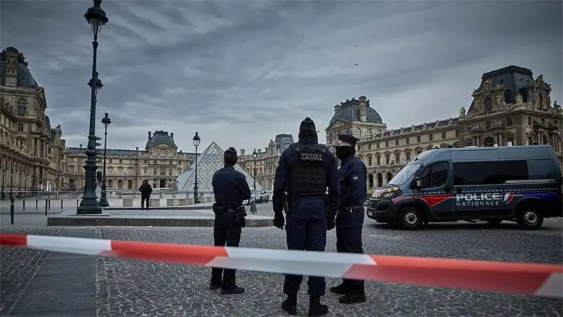 Detienen a un joven de 22 años por el ciberataque al Ministerio de Interior francés