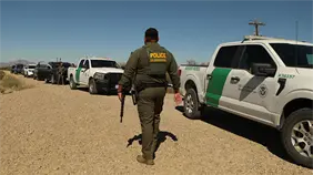 EE.UU. detendría a migrantes que salgan voluntariamente por la frontera sur, según medios EE.UU. detendría a migrantes que salgan voluntariamente por la frontera sur, según medios