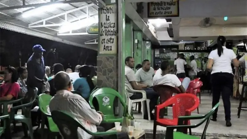 ¿Por qué la flexibilización de la venta de bebidas alcohólicas en Navidad y Año Nuevo no aplica a los colmados?