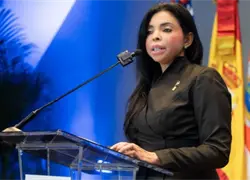 Yeni Berenice destaca a Fernando Hasbun por abogar siempre por Haina