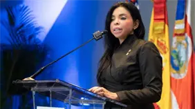 Yeni Berenice destaca a Fernando Hasbun por abogar siempre por Haina Yeni Berenice destaca a Fernando Hasbun por abogar siempre por Haina