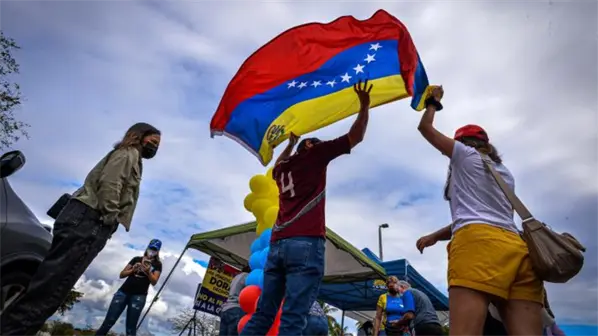 Liberar a Venezuela s&iacute;, pero el petr&oacute;leo es del pa&iacute;s, dice a Trump la di&aacute;spora en Miami