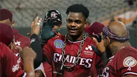 Gigantes sacuden a Toros y ganan tercero al hilo