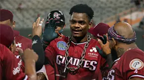 Gigantes sacuden a Toros y ganan tercero al hilo