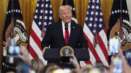 La guerra comercial de Trump tensa el comercio global e impacta en los bolsillos en EE.UU.