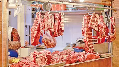 Carniceros advierten alza en el precio del pollo y temen impacto en la cena navideña