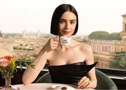 &iquest;Habr&aacute; sexta temporada de Emily en Par&iacute;s?