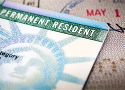 Medida de Trump: suspensi&oacute;n de la loter&iacute;a de green cards tras caso del sospechoso de Brown