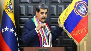 Maduro insiste en su llamado a los militares de Colombia a unirse a Venezuela