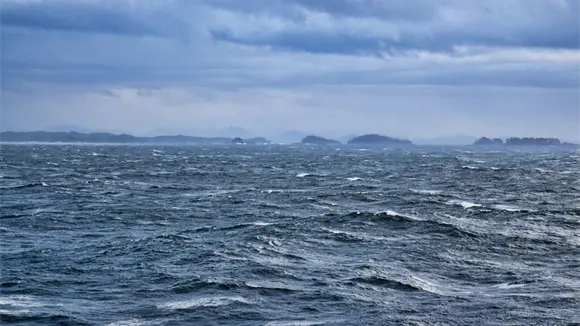 COE alerta por condiciones mar&iacute;timas adversas en la costa norte