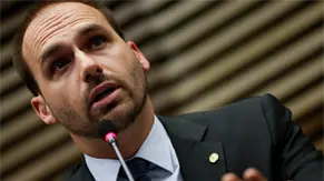 El hijo de Bolsonaro, sobre la pérdida de su mandato como diputado: Valió la pena