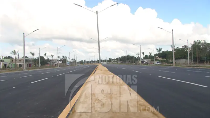 Apertura de la fase final de la avenida Ecol&oacute;gica agiliza viajes entre el Cibao, el Sur y el Este