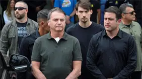 El Supremo autoriza la cirug&iacute;a a Bolsonaro y rechaza su pedido de prisi&oacute;n domiciliaria