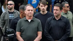 El Supremo autoriza la cirug&iacute;a a Bolsonaro y rechaza su pedido de prisi&oacute;n domiciliaria