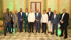 Presidente Luis Abinader encabez&oacute; encuentro con peloteros dominicanos de Grandes Ligas en Palacio Nacional