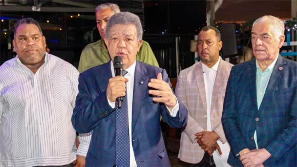 Leonel Fern&aacute;ndez: "La gran estafa a los pobres con SeNaSa marca un a&ntilde;o horrible para la Rep&uacute;blica Dominicana"