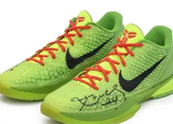 Subastan por 10 millones de d&oacute;lares las zapatillas de Kobe Bryant en juego de Navidad 2010