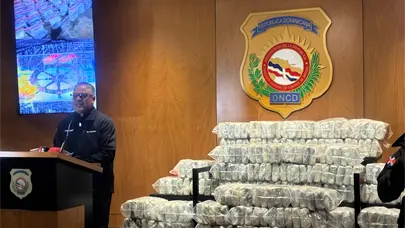 DNCD confisca otros 251 paquetes de presunta coca&iacute;na en el muelle de Haina Oriental