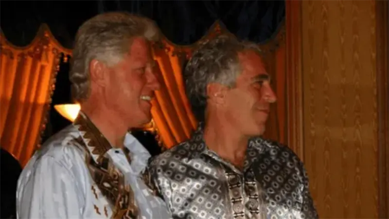 Bill Clinton pide que se publiquen todos los archivos del caso Epstein en los que aparece