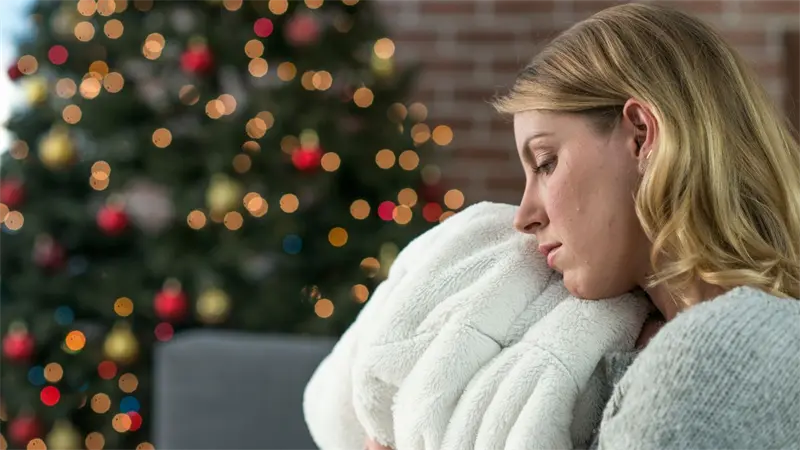 Qu&eacute; hacer para afrontar la soledad en Nochebuena y en Navidad