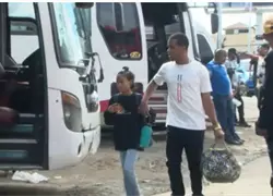 Aumenta el flujo de pasajeros previo a Nochebuena; realizan pruebas de alcohol a los conductores