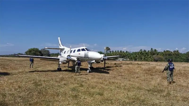 Al menos dos muertos tras desplome de aeronave de Marina mexicana durante misión en Texas