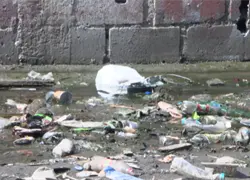 Focos de contaminaci&oacute;n ahuyentan clientes en zona comercial