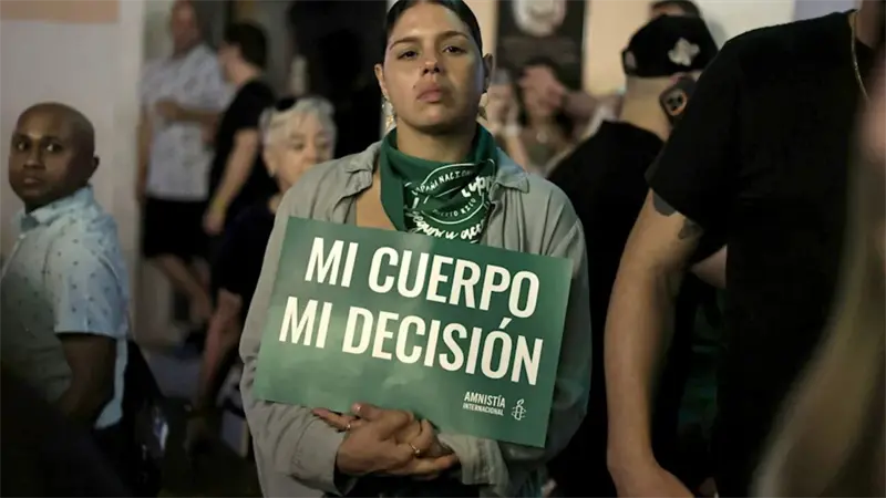 Puertorrique&ntilde;os protestan por la ley que reconoce al no nacido como persona natural