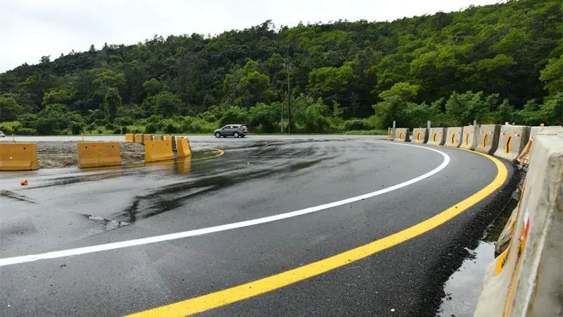 Nuevas soluciones viales en autopista Duarte incluyen retornos y ampliaci&oacute;n en La Vega