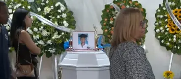 Sepultan restos de joven que muri&oacute; tras incidente con la Polic&iacute;a en Villa Consuelo