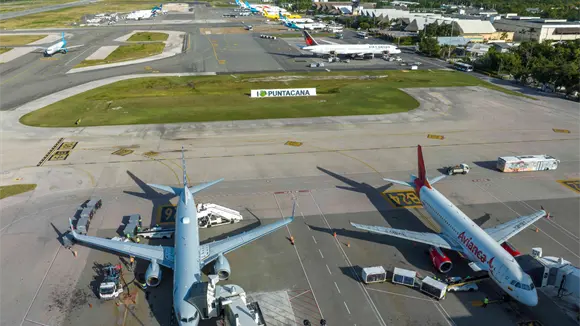 Aeropuerto de Punta Cana alcanza un nuevo r&eacute;cord con 896 vuelos semanales y consolida su liderazgo en la regi&oacute;n