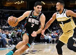 Aldama vuelve a anotar 37 puntos y los Grizzlies vencen a los Jazz