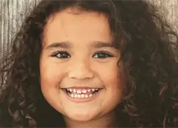 Madre de ni&ntilde;a desaparecida desde octubre en California es arrestada por su asesinato