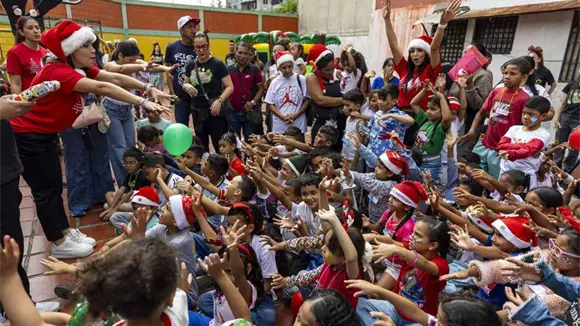 Los venezolanos, más preocupados por la economía navideña que por el despliegue de EE.UU.