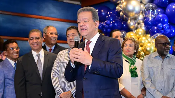 Leonel recibe salutaciones por su cumplea&ntilde;os; tras un 2025 "horrible", conf&iacute;a en un 2026 de progreso para el pa&iacute;s