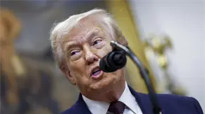 Trump avisa que &eacute;l tiene la &uacute;ltima palabra sobre el plan de paz negociado con Zelenski