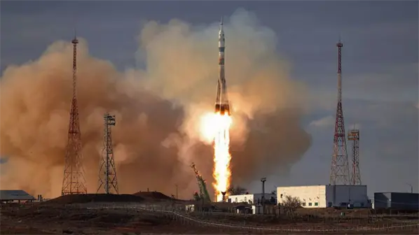 Rusia lanza sonda militar al espacio con cohete portador Soyuz
