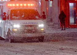 Tormenta invernal provoca retrasos y cancelaciones en aeropuertos del noreste de EE.UU.