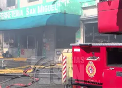 M&aacute;s de 20 horas tom&oacute; sofocar incendio en ferreter&iacute;a San Miguel del Distrito Nacional
