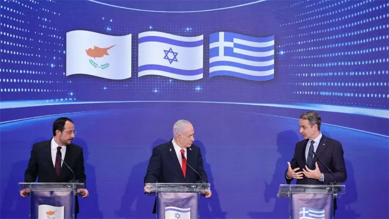 Los ej&eacute;rcitos de Israel, Grecia y Chipre sellan un plan de cooperaci&oacute;n para 2026