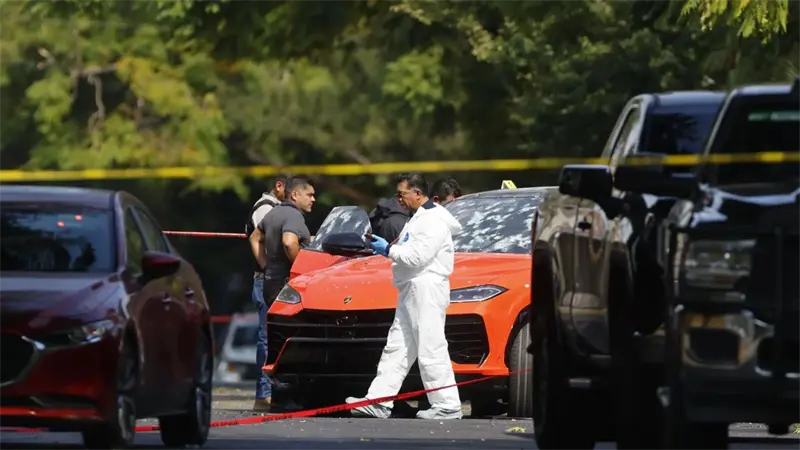 Un empresario, su hija adolescente y un escolta mueren en un tiroteo en el oeste de M&eacute;xico
