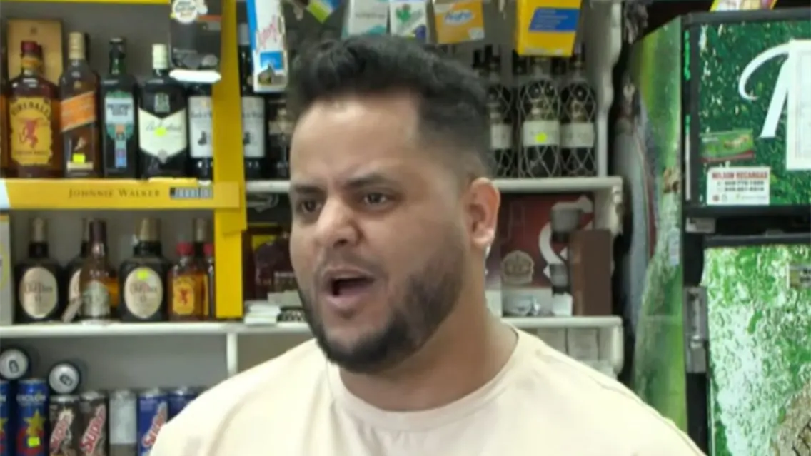 Comerciantes esperan mejoren ventas por fin de año Comerciantes esperan mejoren ventas por fin de año