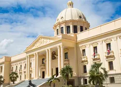 Presidente Abinader designa comisi&oacute;n t&eacute;cnica del Consejo del Seguro Nacional de Salud (CoSeNaSa)