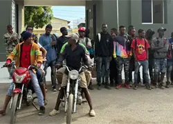 Ej&eacute;rcito presenta ante el MP a segundo teniente acusado de permitir acceso de 33 indocumentados