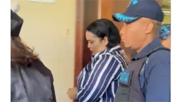 Aplazan medida de coerción contra mujer acusada de matar a su pareja en Villa Altagracia